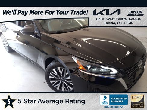 Used 2025 Nissan Altima 2.5 SV FWD image 1