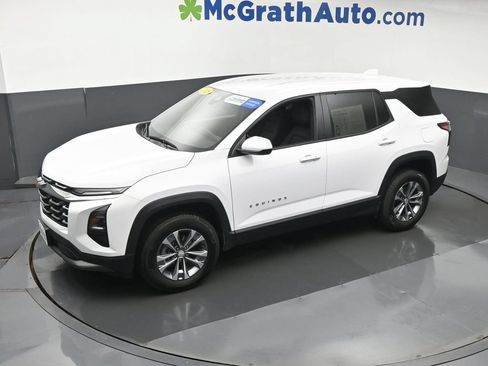 Used 2025 Chevrolet Equinox LT AWD/4WD image 21