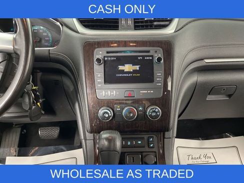 Used 2017 Chevrolet Traverse LT w/ Style and Technology Package image 21