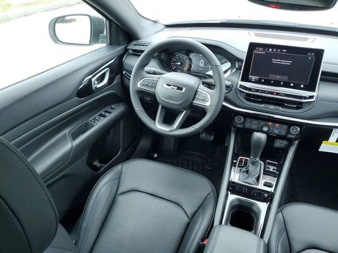 New 2026 Jeep Compass Limited image 8