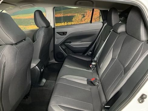 Certified 2025 Subaru Crosstrek 2.0i Premium image 44