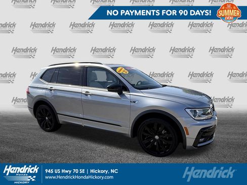Used 2021 Volkswagen Tiguan SE R-Line FWD image 1