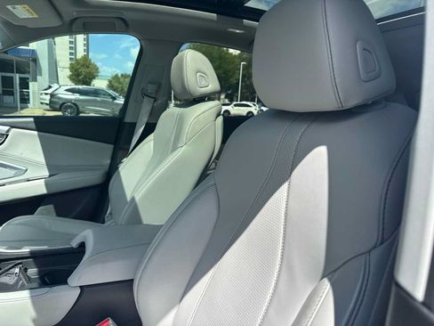 Used 2023 Acura RDX FWD w/ Technology Package image 7