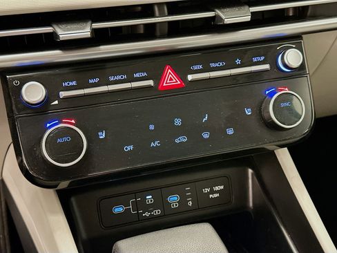 Used 2025 Hyundai Tucson SEL AWD/4WD image 24