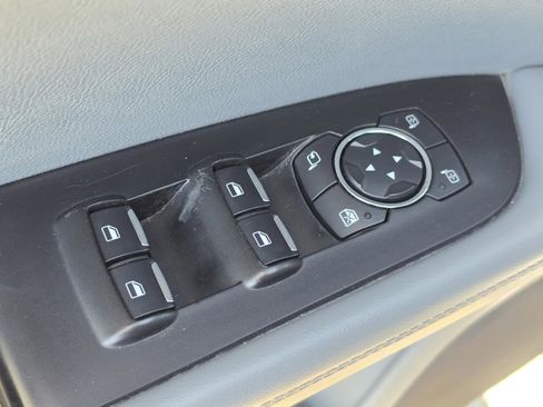 Used 2022 Lincoln Nautilus Reserve w/ Equipment Group 201A image 21