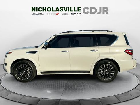 Used 2024 Nissan Armada Platinum w/ Captain's Chairs Package image 2