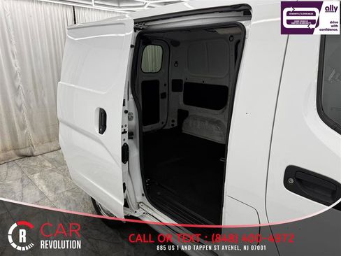 Used 2021 Nissan NV200 S image 8