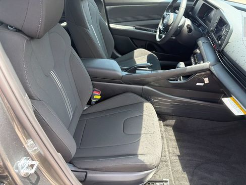 New 2026 Hyundai Elantra Sport FWD image 14