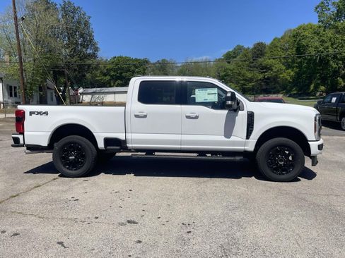 New 2026 Ford F350 XLT w/ XLT Premium Package AWD/4WD image 2