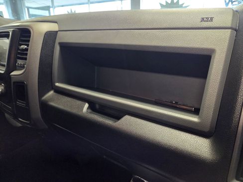 Used 2017 RAM 1500 Express image 51