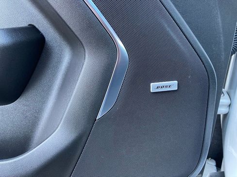 Certified 2022 GMC Yukon XL SLT w/ SLT Luxury Package image 23