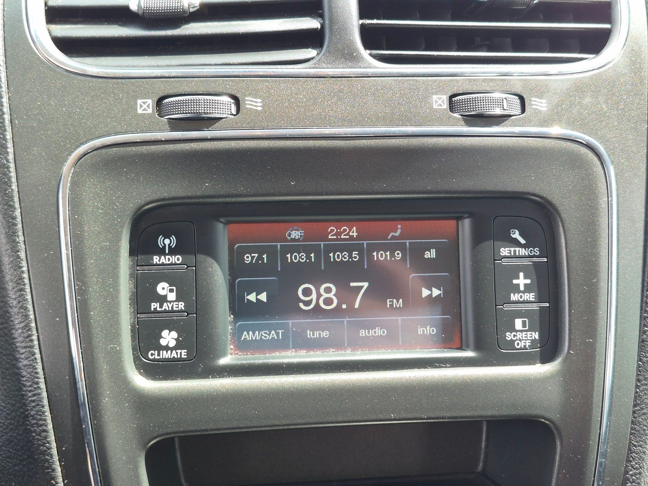 Used 2019 Dodge Journey SE w/ Connectivity Group FWD image 22