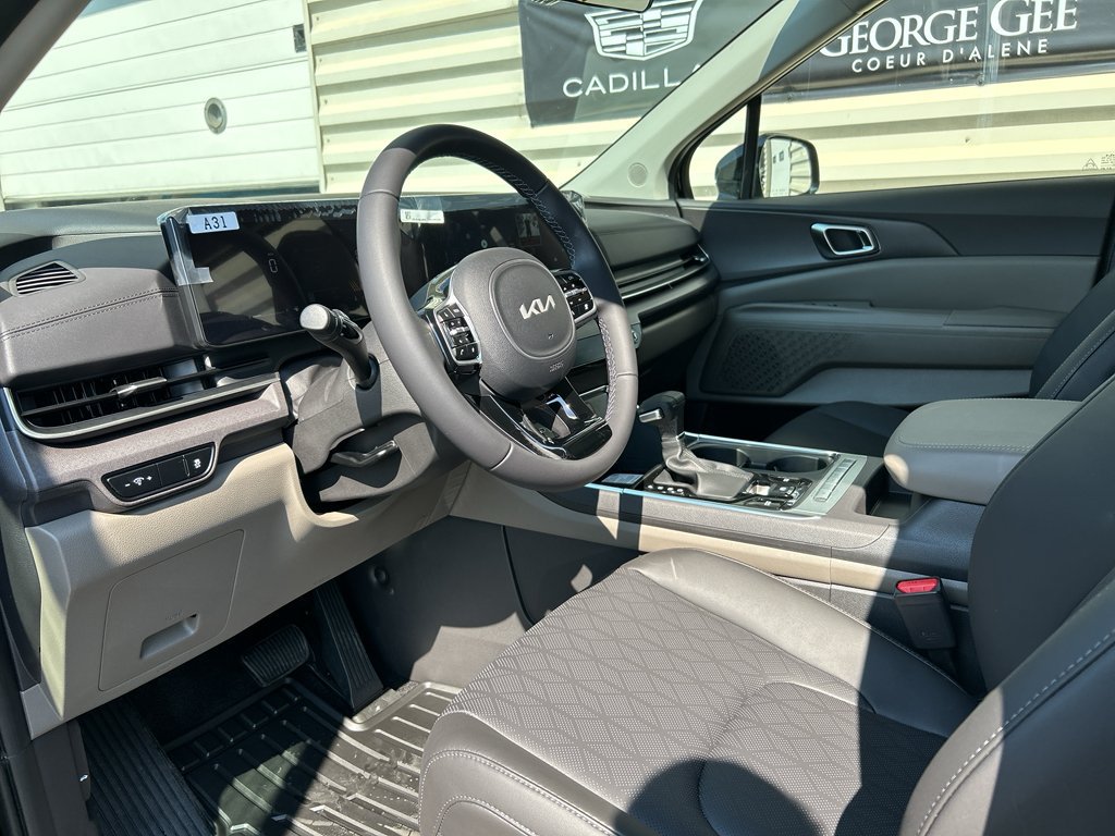 New 2026 Kia Carnival EX FWD image 9