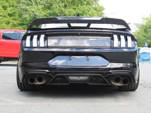 Used 2020 Ford Mustang GT RWD image 6
