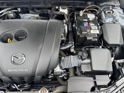 Used 2022 MAZDA MAZDA3 s FWD image 18