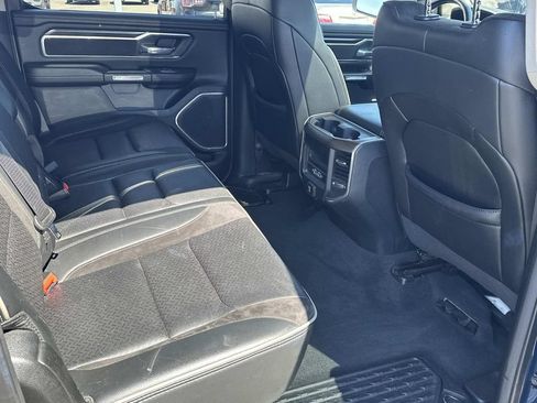 Used 2022 RAM 1500 Laramie AWD/4WD image 15
