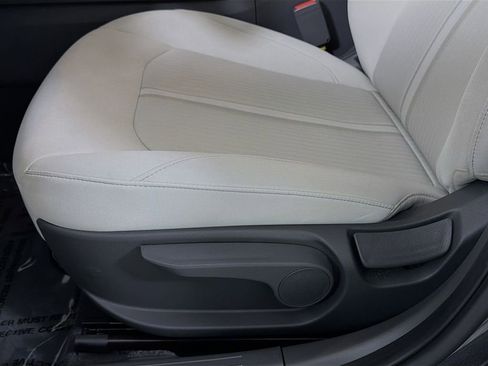 Used 2025 Hyundai Sonata SE image 22
