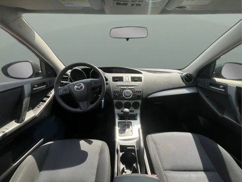 Used 2010 MAZDA MAZDA3 i Touring FWD image 11