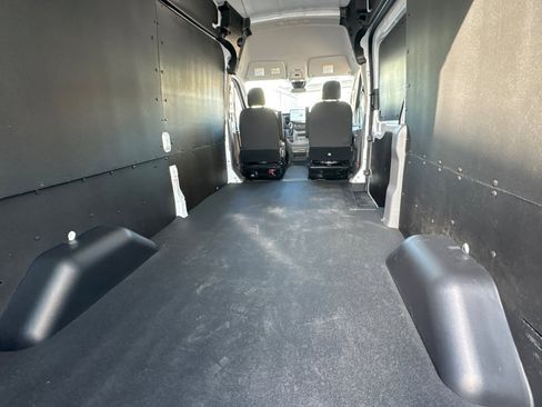 New 2026 Ford E-Transit 148 High Roof Extended image 13