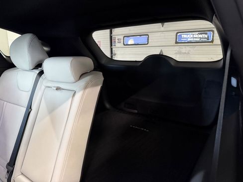 Used 2025 Hyundai Tucson Limited AWD/4WD image 21