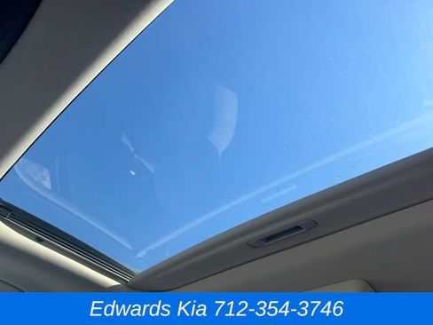 New 2026 Kia Carnival SX Prestige image 38