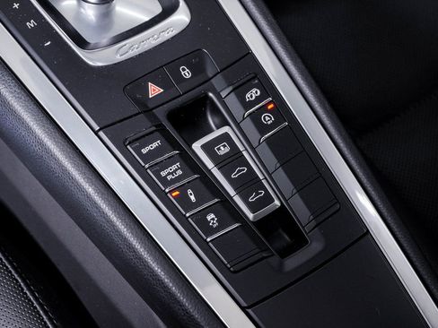 Certified 2016 Porsche 911 Carrera 4S image 25