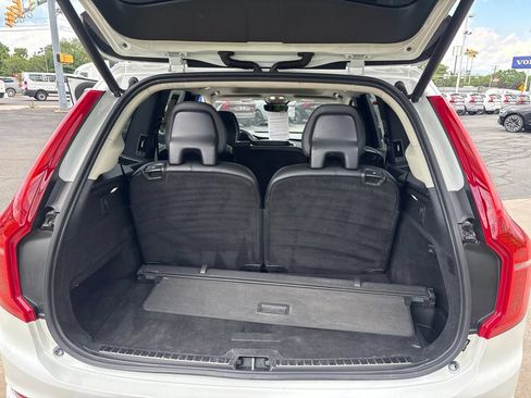 Certified 2023 Volvo XC90 B5 Core w/ Climate Package AWD/4WD image 39