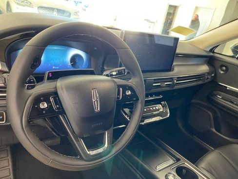 Certified 2023 Lincoln Corsair AWD w/ Equipment Group 102A image 19