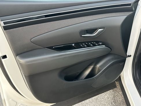 Used 2022 Hyundai Santa Cruz Limited image 13