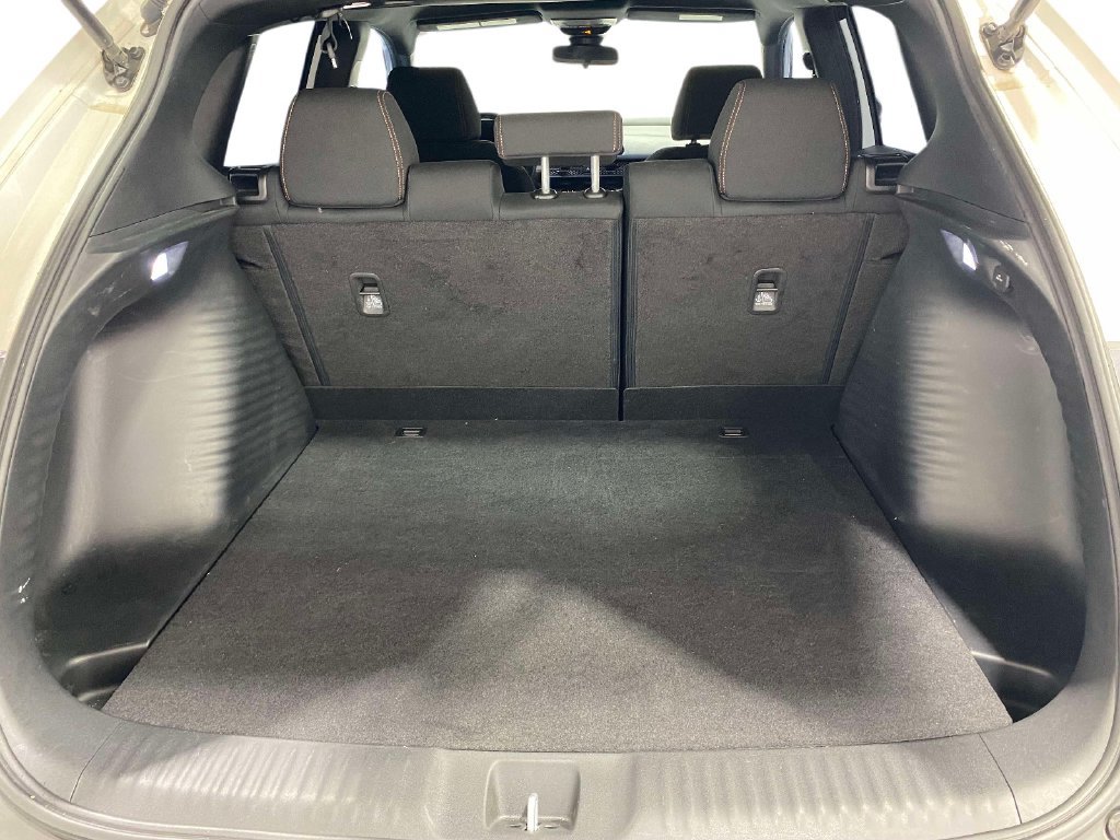 Used 2025 Honda HR-V Sport image 9