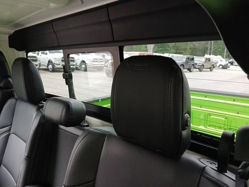 New 2025 Jeep Gladiator Sport S image 21