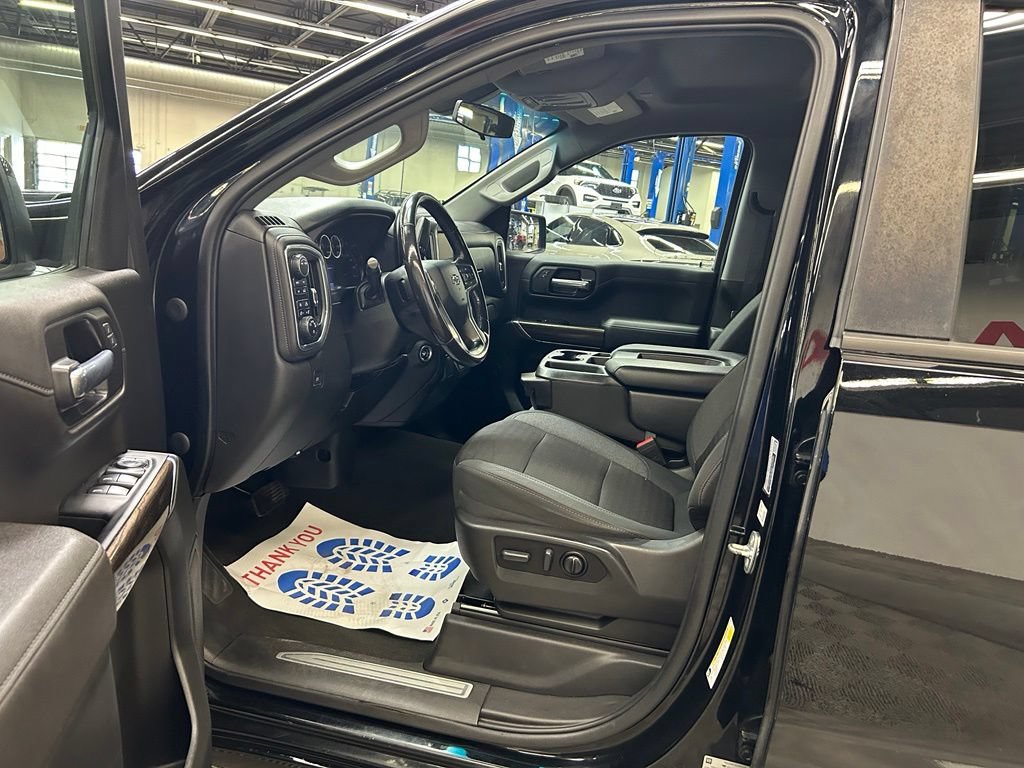 Used 2021 Chevrolet Silverado 1500 RST w/ Bed Protection Package AWD/4WD image 18