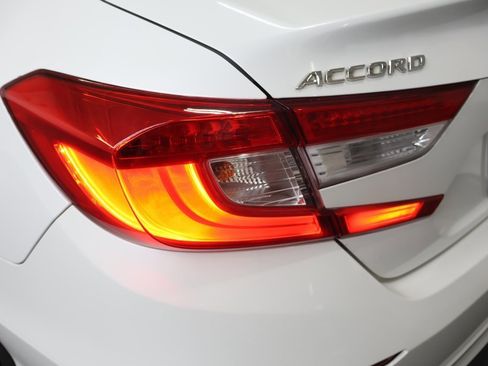 Used 2022 Honda Accord LX image 27