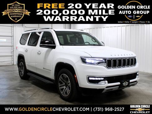 Used 2023 Jeep Wagoneer Series II AWD/4WD image 1