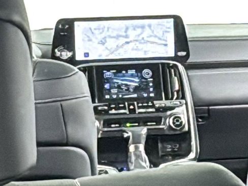 Used 2023 Lexus LX 600 F Sport image 18