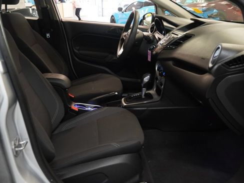 Used 2018 Ford Fiesta SE FWD image 26