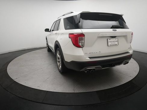 Used 2020 Ford Explorer Platinum w/ Premium Technology Package AWD/4WD image 35