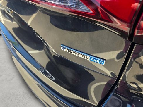 Used 2024 MAZDA CX-90 Plug-In Hybrid w/ Preferred AWD/4WD image 15