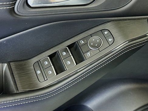 Certified 2024 Nissan Rogue SL AWD/4WD image 19