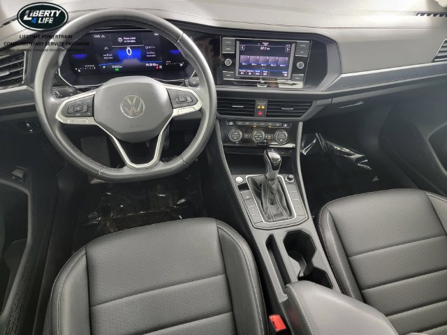 Used 2024 Volkswagen Jetta SE FWD image 34