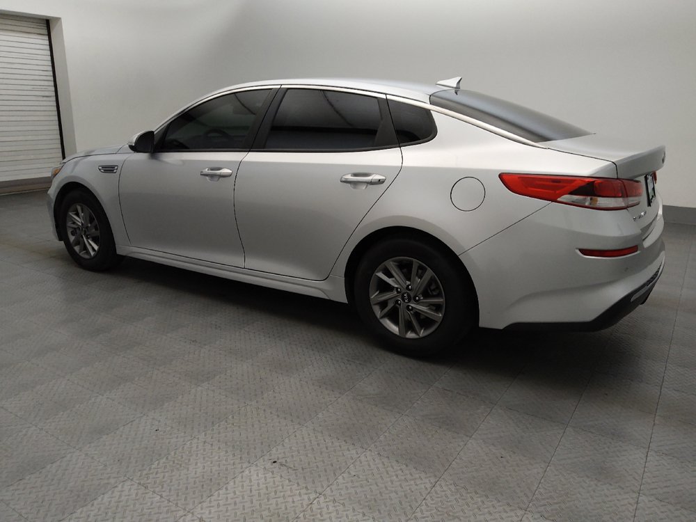Used 2019 Kia Optima LX FWD image 3
