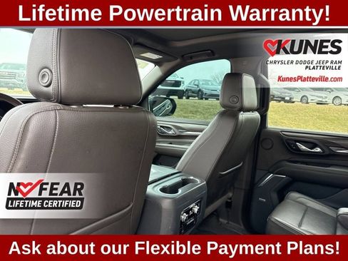 Used 2021 GMC Yukon Denali w/ Denali Premium Package AWD/4WD image 38