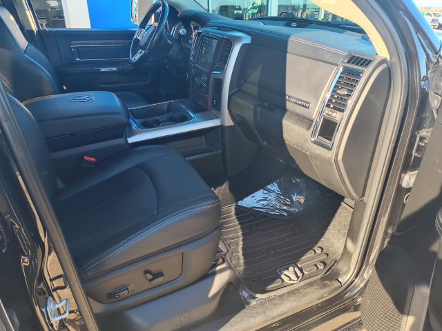 Used 2018 RAM 3500 Laramie AWD/4WD image 11