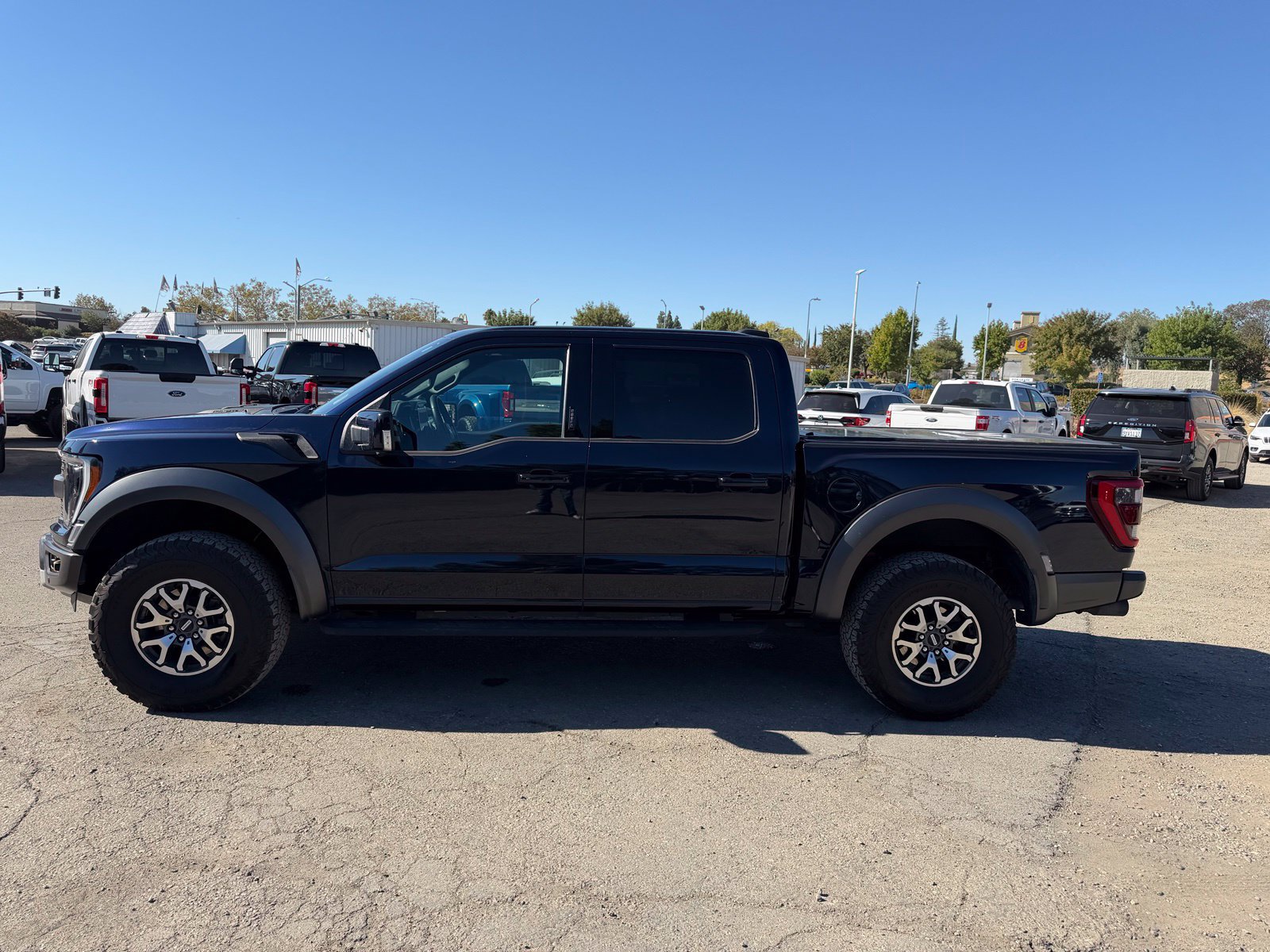 Used 2022 Ford F150 Raptor w/ Equipment Group 801A High AWD/4WD image 2