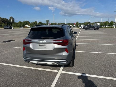 Used 2022 Kia Seltos S FWD image 6