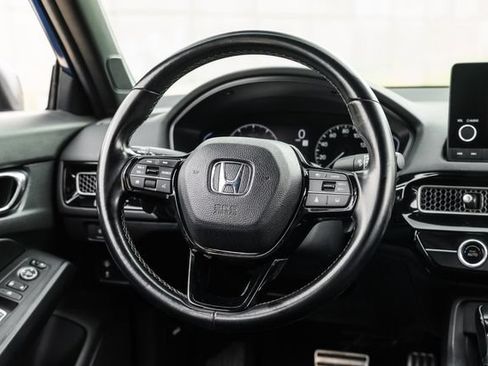 Used 2022 Honda Civic Sport image 9