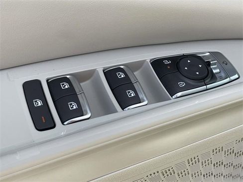 New 2026 Kia Carnival EX image 25