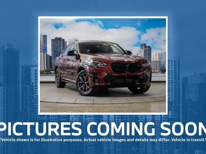 Certified 2022 BMW X4 xDrive30i w/ Premium Package 2