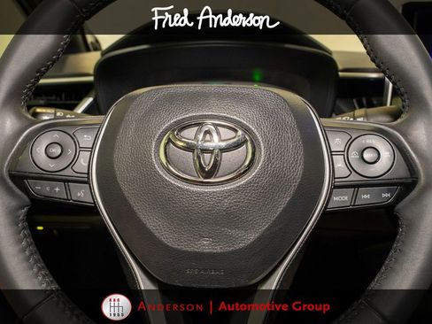 Used 2024 Toyota Corolla SE w/ Convenience Package FWD image 17