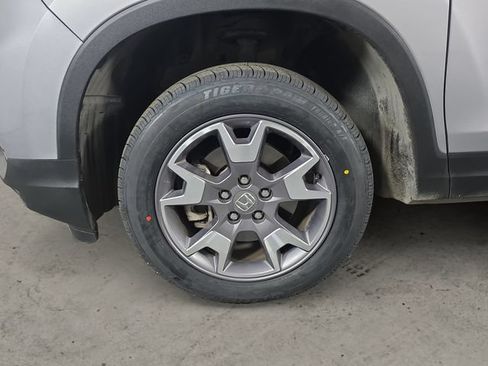 Used 2023 Honda Passport TrailSport image 9